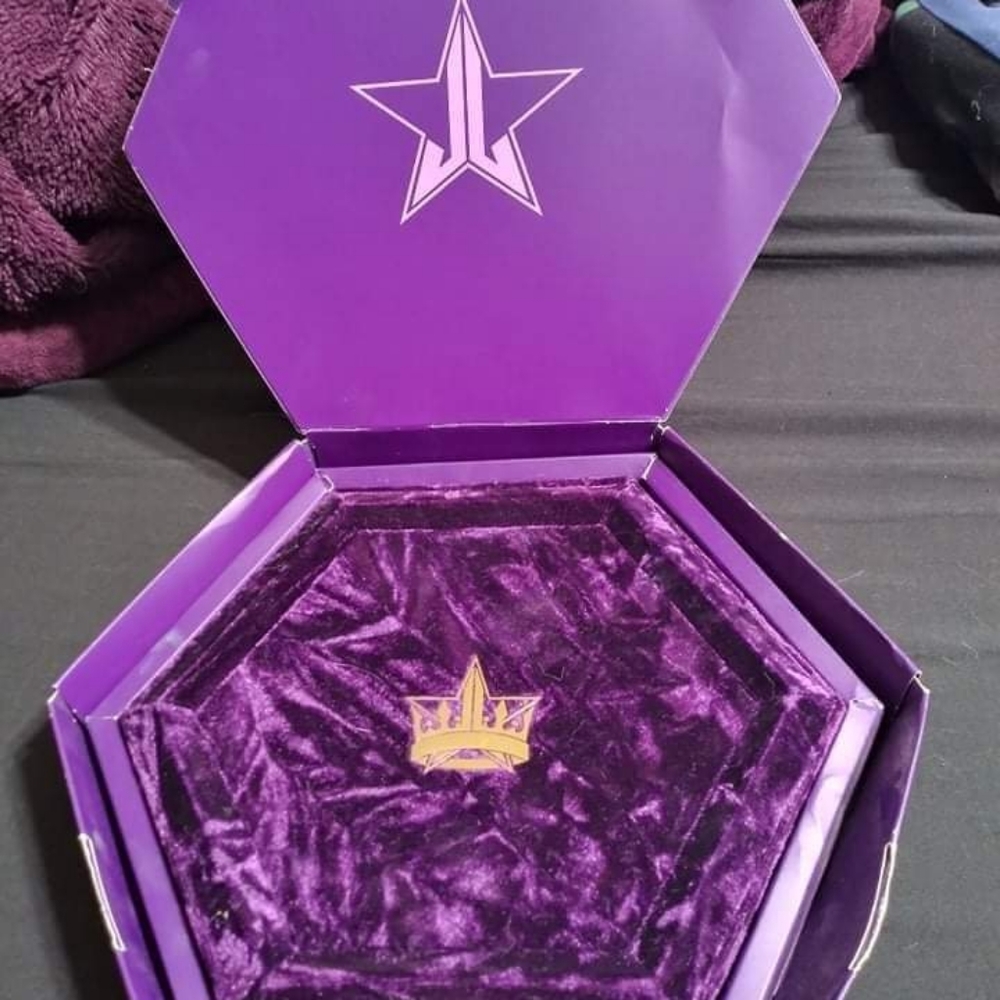 Jeffree star blood lust